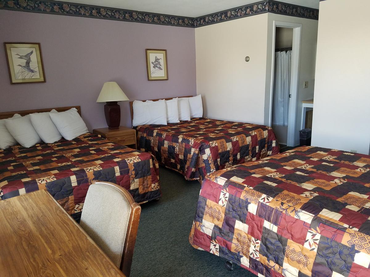 Clark'S Beach Motel Old Forge Eksteriør bilde