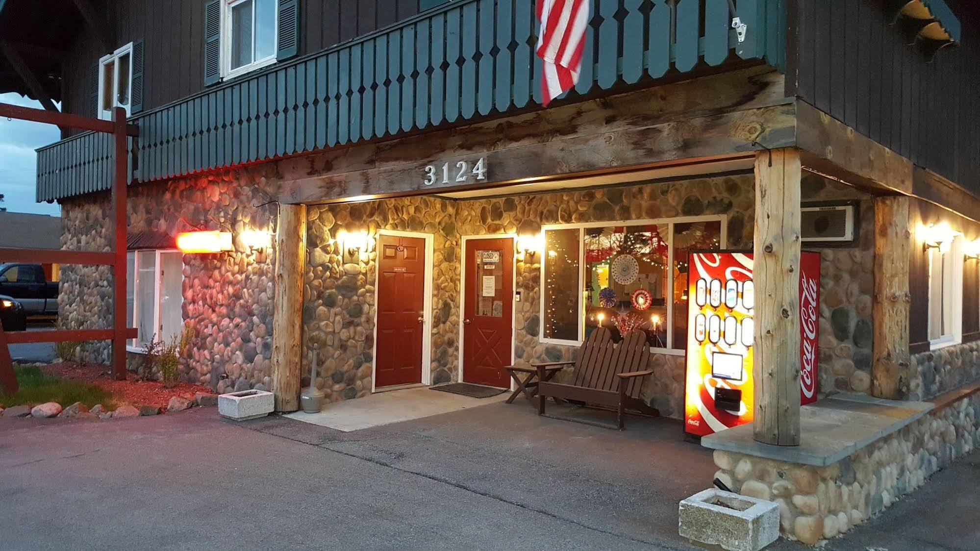 Clark'S Beach Motel Old Forge Eksteriør bilde