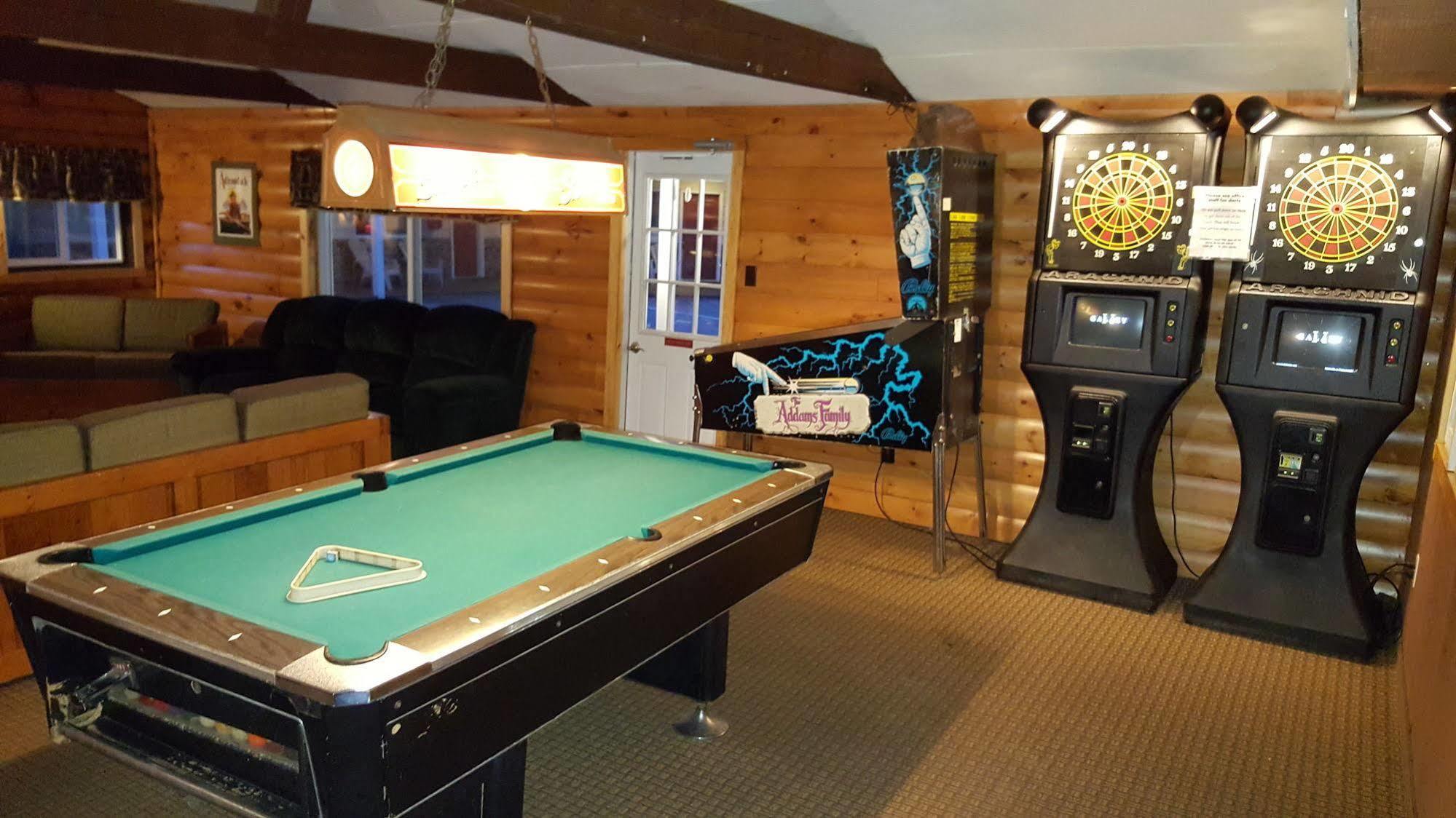 Clark'S Beach Motel Old Forge Eksteriør bilde